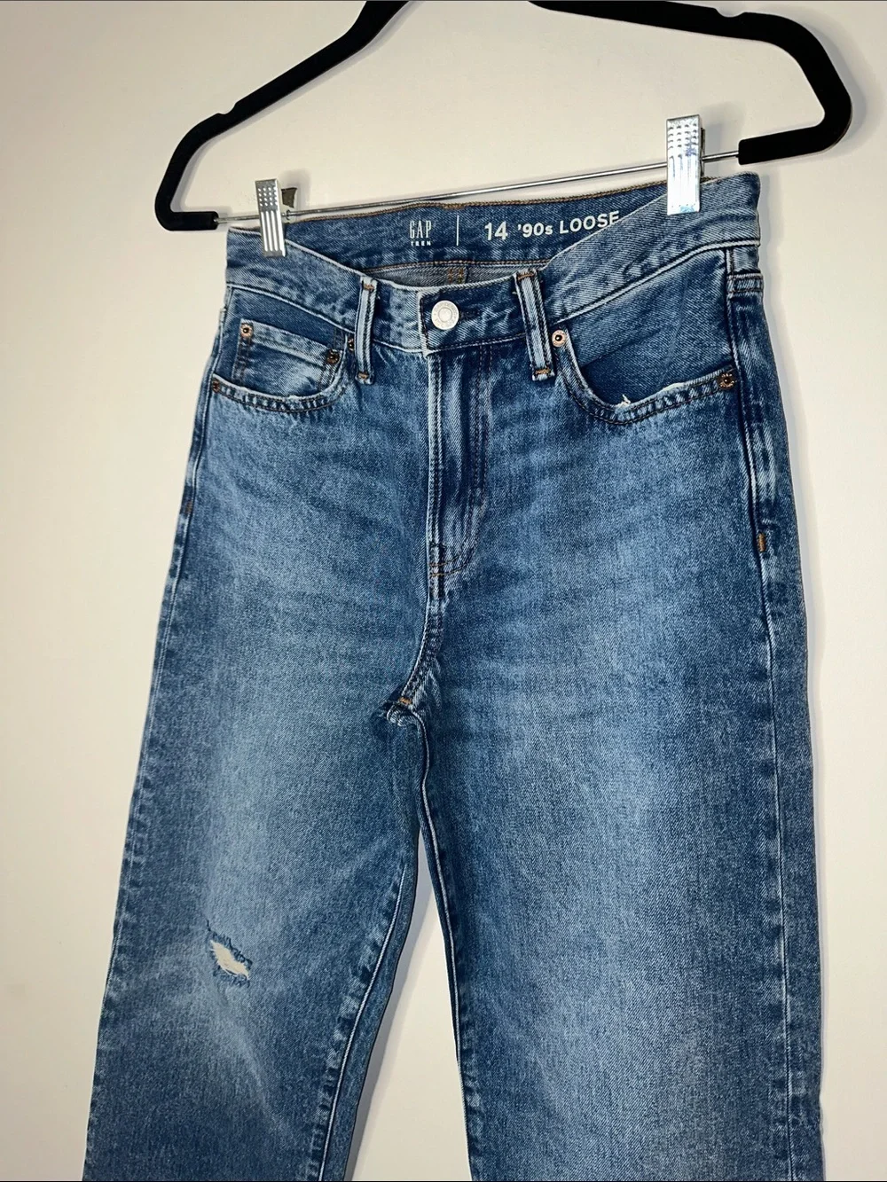 GAP Teen 90’s Loose Denim Jeans in Medium Wash